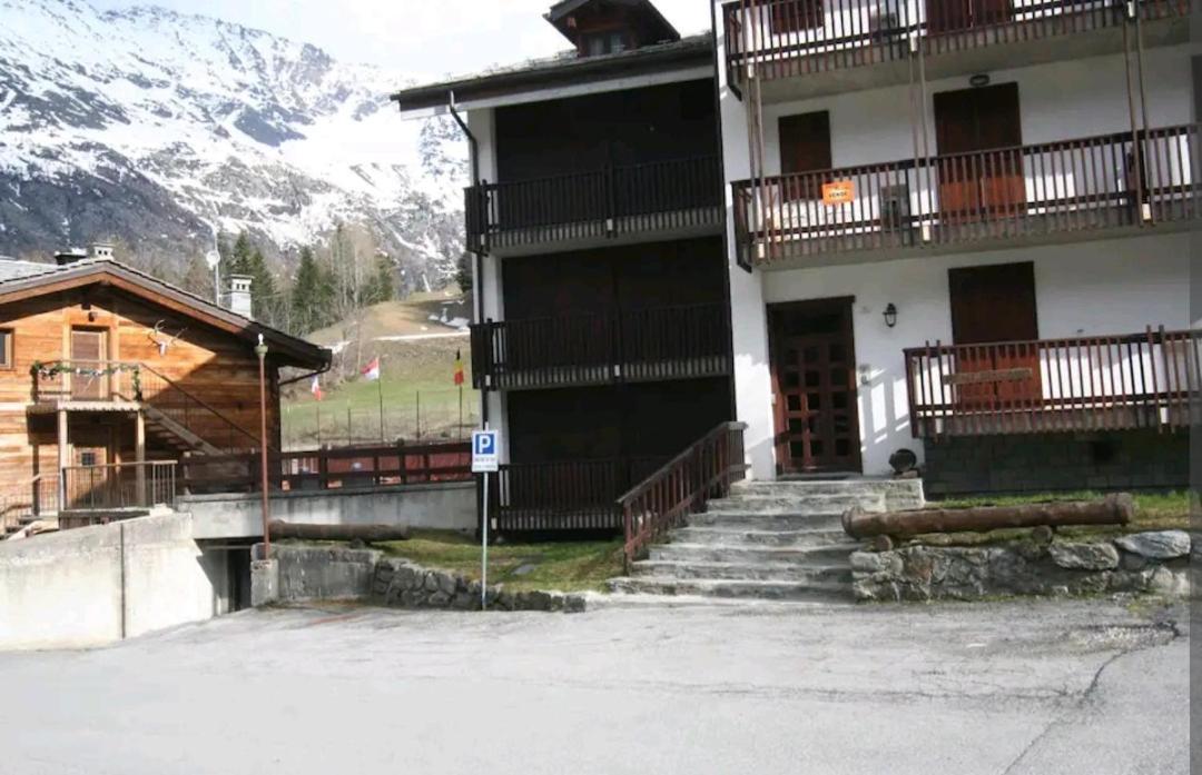 La Casa Di Olivia - Direttamente Sulle Piste Lägenhet La Thuile Exteriör bild