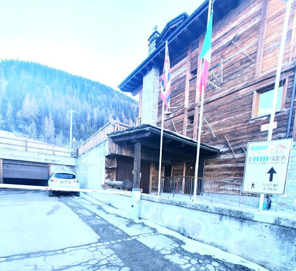 La Casa Di Olivia - Direttamente Sulle Piste Lägenhet La Thuile Exteriör bild